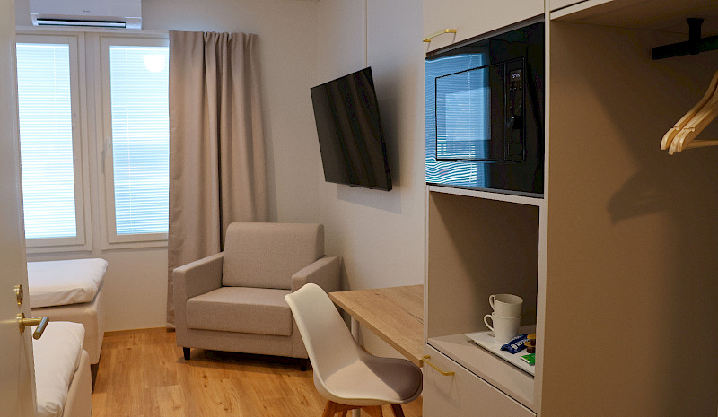 Standard Twin – Närhi